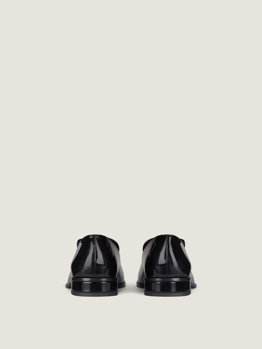 Tux loafers in patent leather